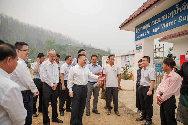哈克移民村供水站調研.jpg