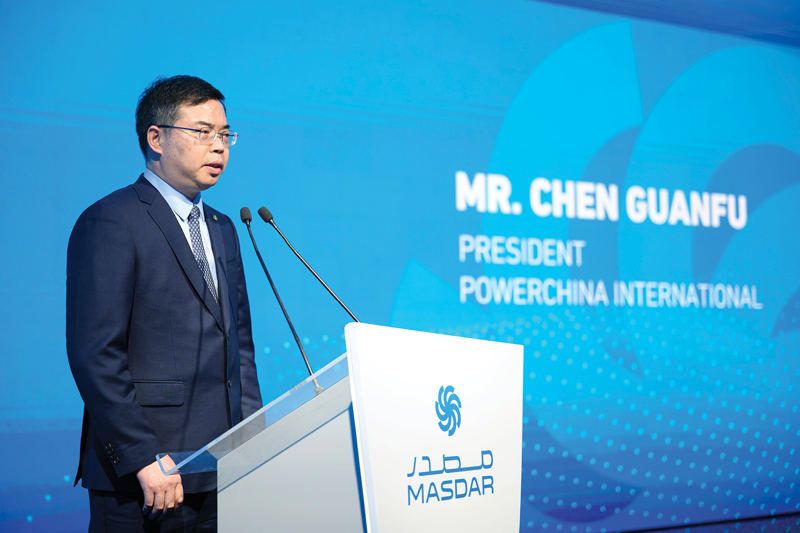 20230928 風(fēng)電項目完工典禮合影-陳總致辭.jpg