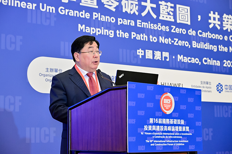 15 參加平行論壇.jpg